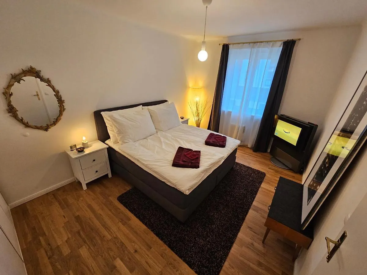 Yuki'S Place - Central Design Apartment - Vienna Trade Fair - Wu Campus - Downtown - Subway Austria
